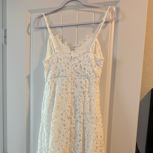 LACE A LINE MIDI DRESS ASTR THE LABEL - Picture 6 of 6